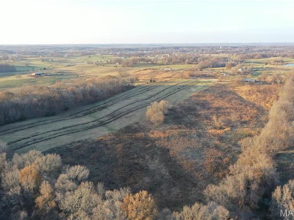 7432 County RD 284, Puxico, MO 63960