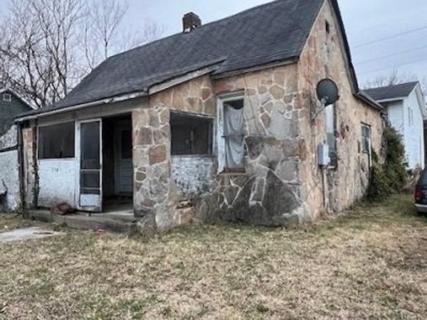 730 E Garfield, Springfield, MO 65803