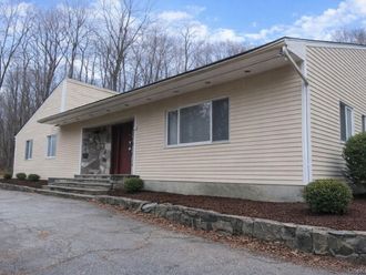 9 Jim Lane Putnam Valley, NY 10579