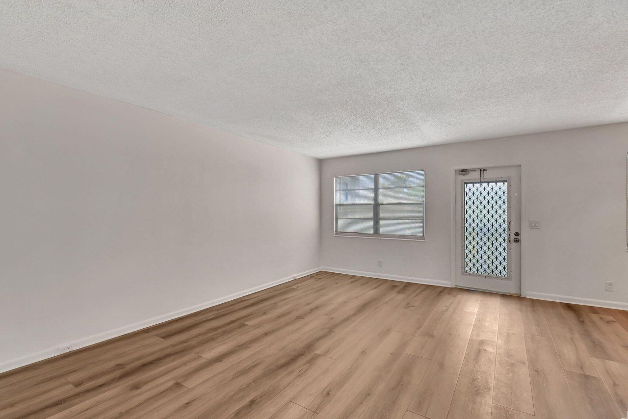 2074 Exeter E, Unit 2074 E, Boca Raton, FL 33434 Photo