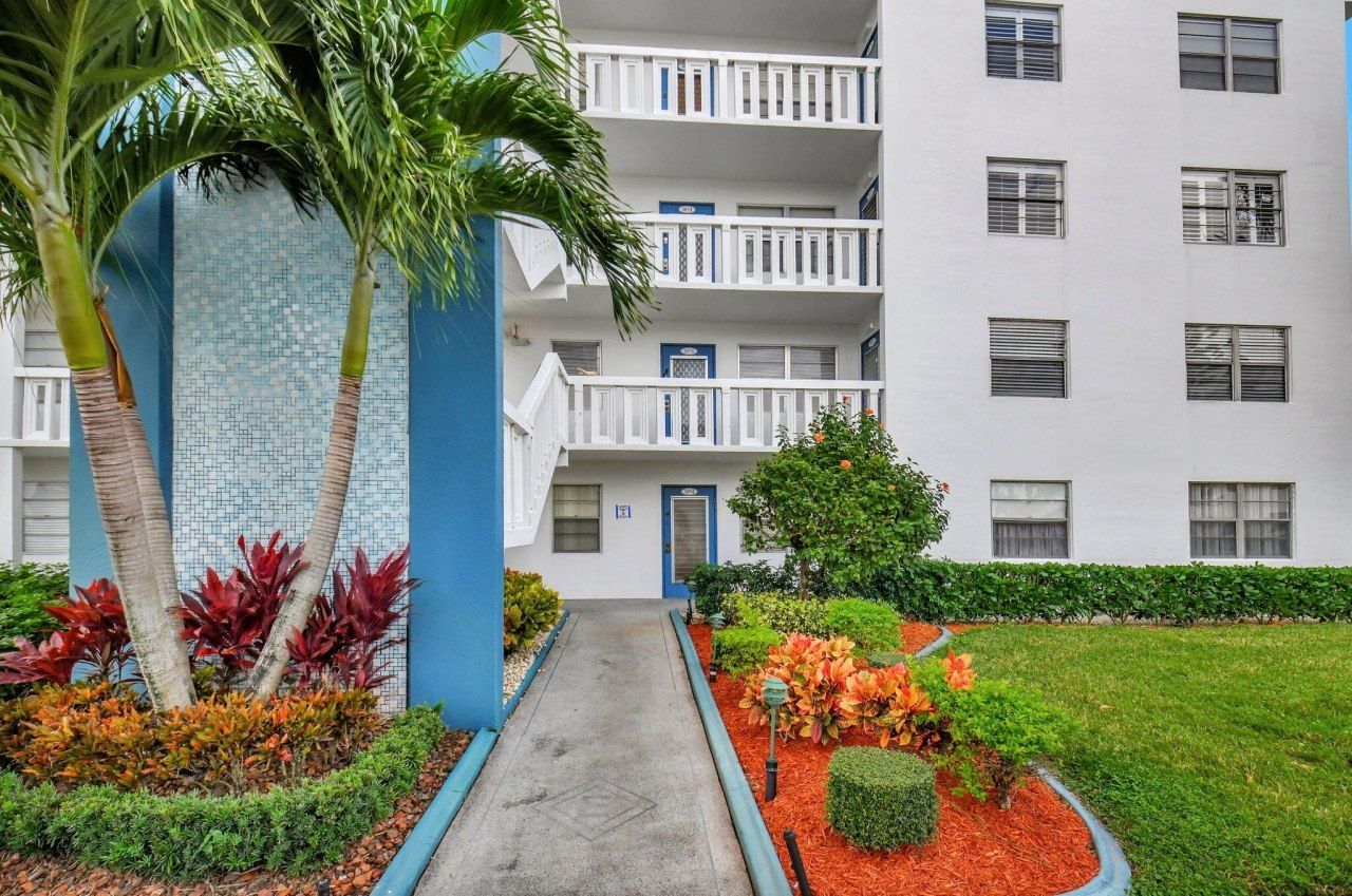2074 Exeter E, Unit 2074 E, Boca Raton, FL 33434 Photo