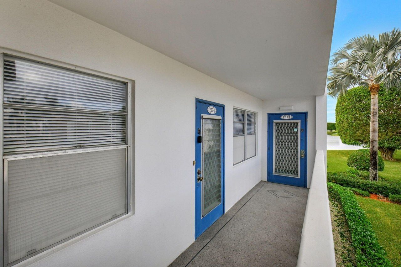 2074 Exeter E, Unit 2074 E, Boca Raton, FL 33434 Photo