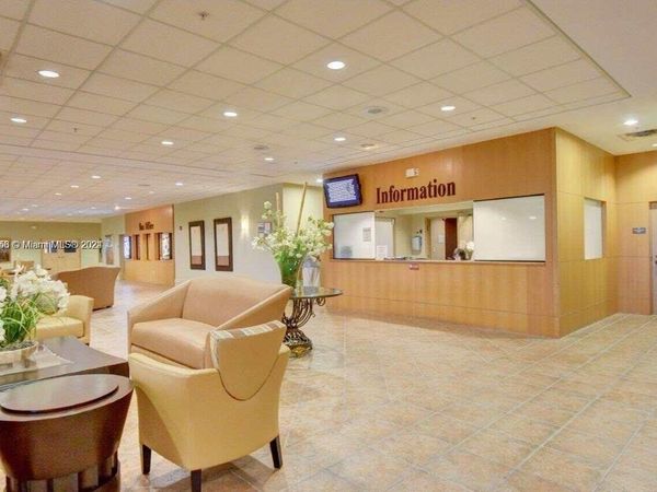 385 Fanshaw, Unit J, Boca Raton, FL 33434