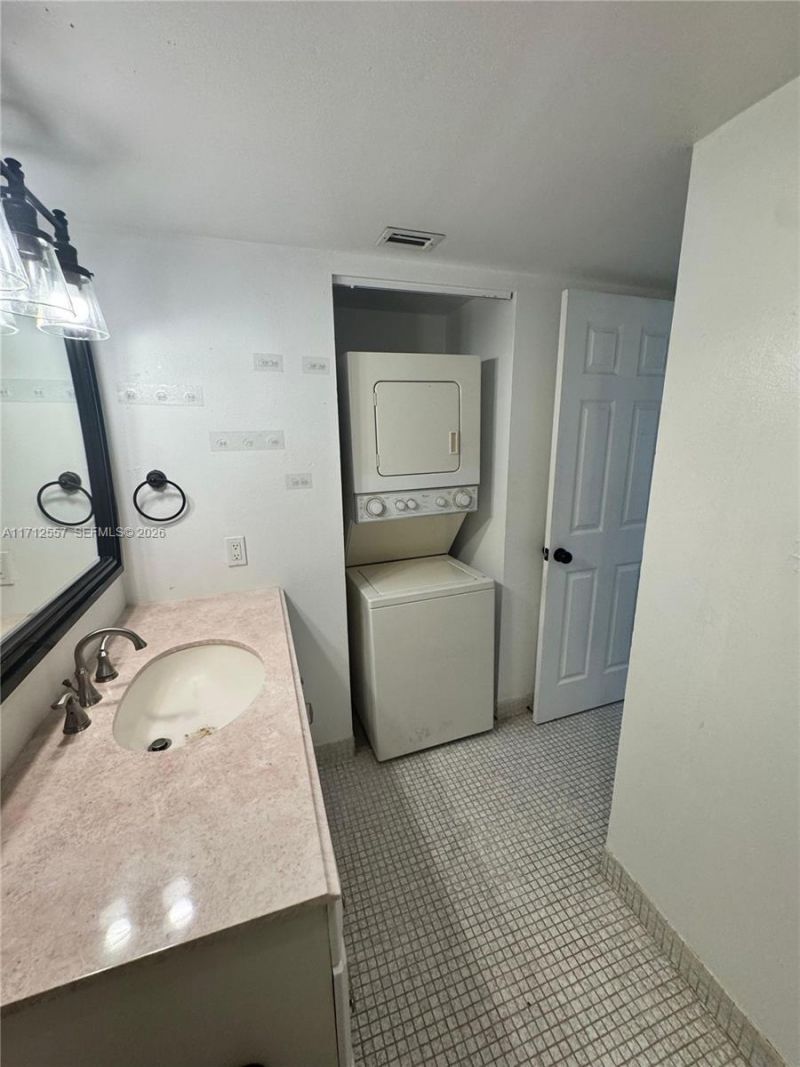 4241 NW 19th St, Unit 170, Lauderhill, FL 33313 Photo