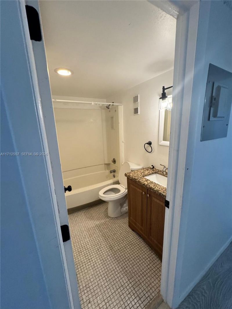 4241 NW 19th St, Unit 170, Lauderhill, FL 33313 Photo