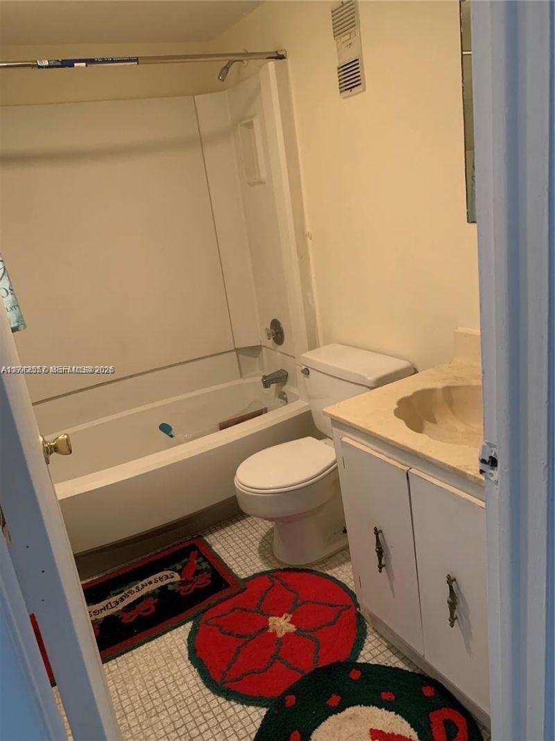 4241 NW 19th St, Unit 170, Lauderhill, FL 33313 Photo