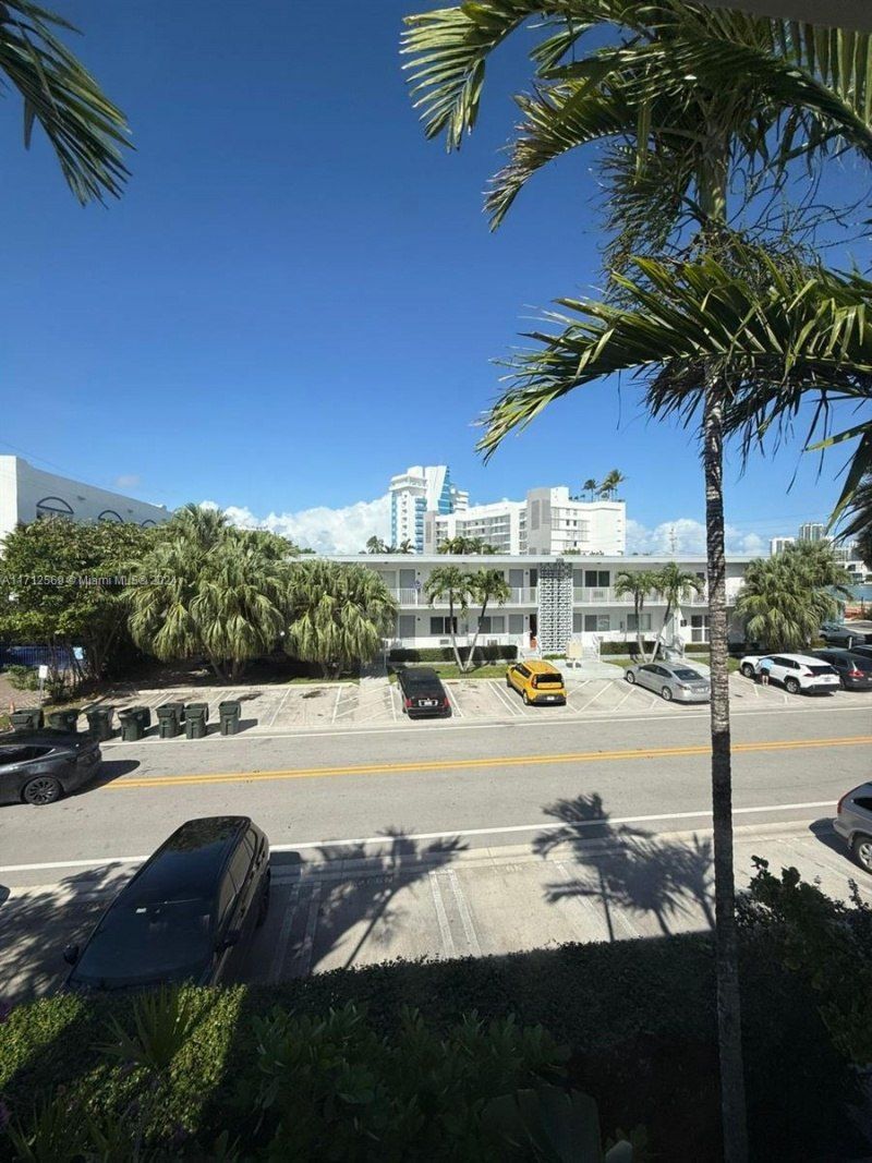 10074 E Bay Harbor Dr, Unit 74C, Bay Harbor Islands, FL 33154 Photo