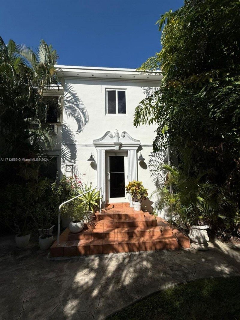 10074 E Bay Harbor Dr, Unit 74C, Bay Harbor Islands, FL 33154 Photo