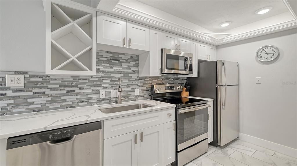 4621 Gulf Of Mexico Drive, Unit 16B, Longboat Key, FL 34228 Photo