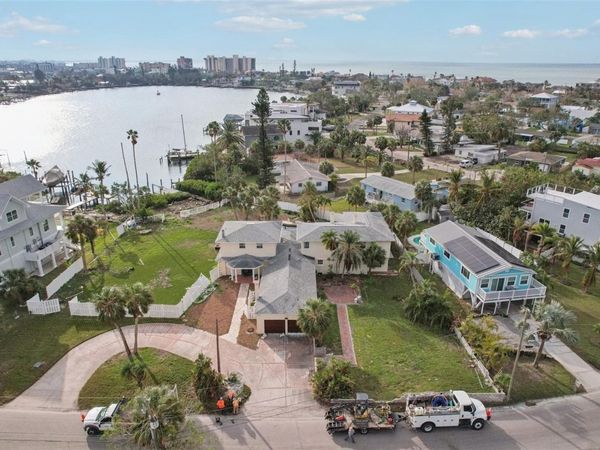 15825 REDINGTON DRIVE, REDINGTON BEACH, FL 33708