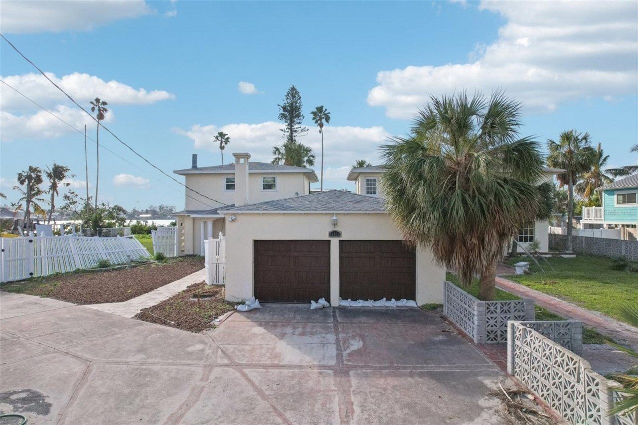 15825 Redington Drive, Redington Beach, FL 33708 Photo