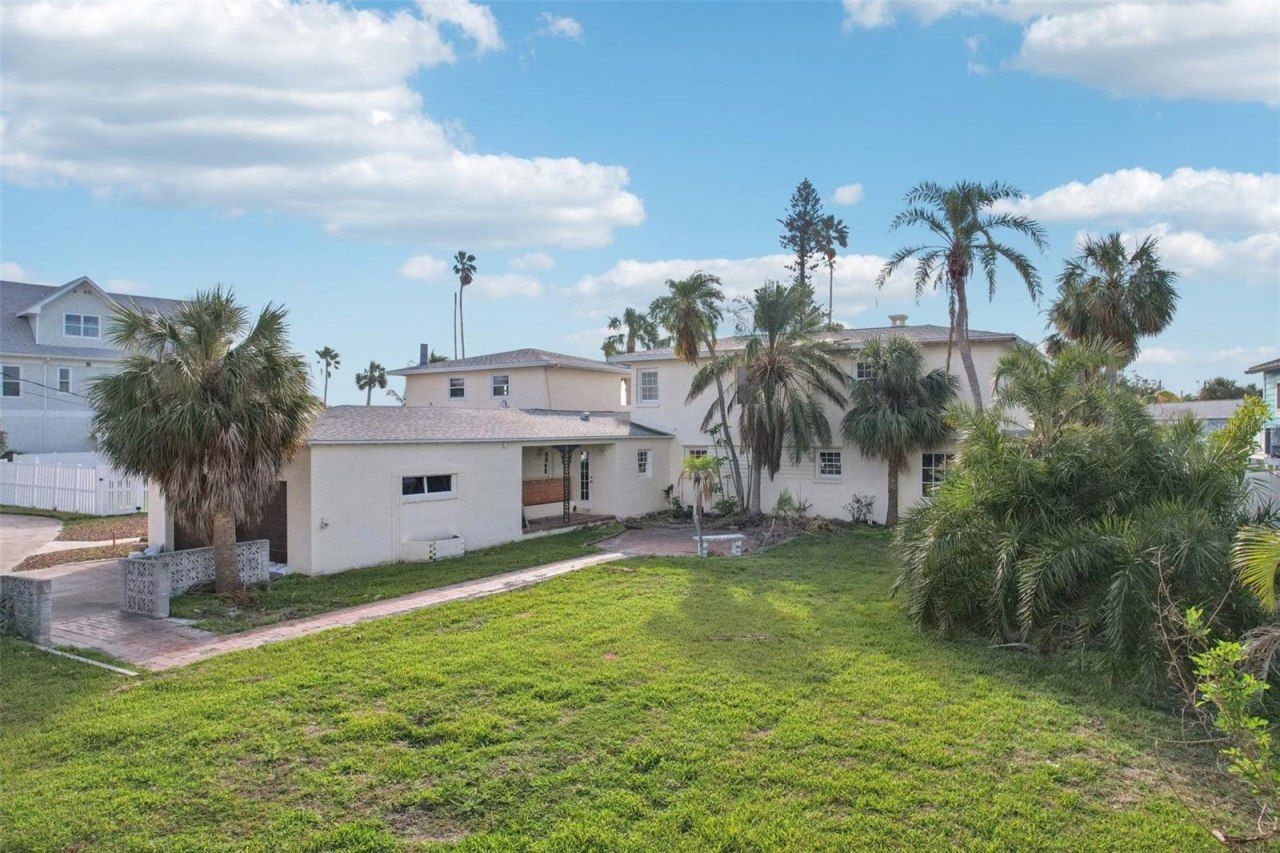 15825 Redington Drive, Redington Beach, FL 33708 Photo