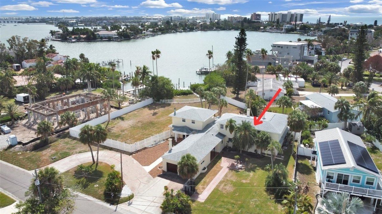 15825 Redington Drive, Redington Beach, FL 33708 Photo