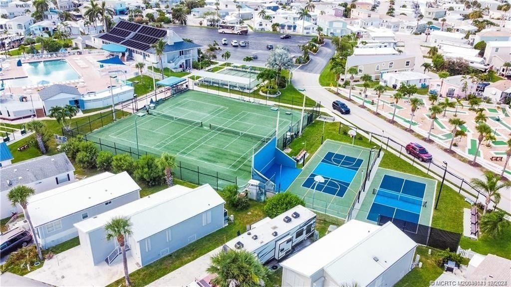 1317 Nettles Boulevard, Jensen Beach, FL 34957 Photo