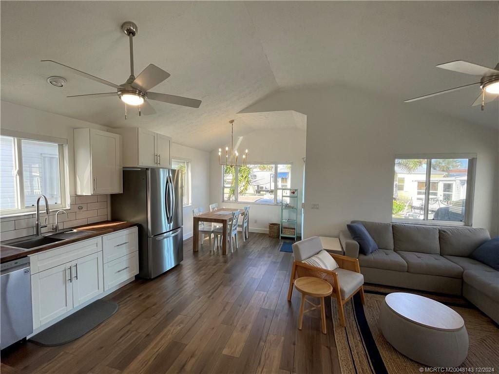 1317 Nettles Boulevard, Jensen Beach, FL 34957 Photo