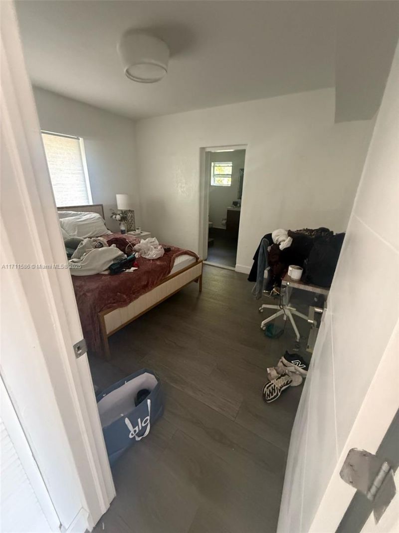 241 NW 34th Ter, Miami, FL 33127 Photo