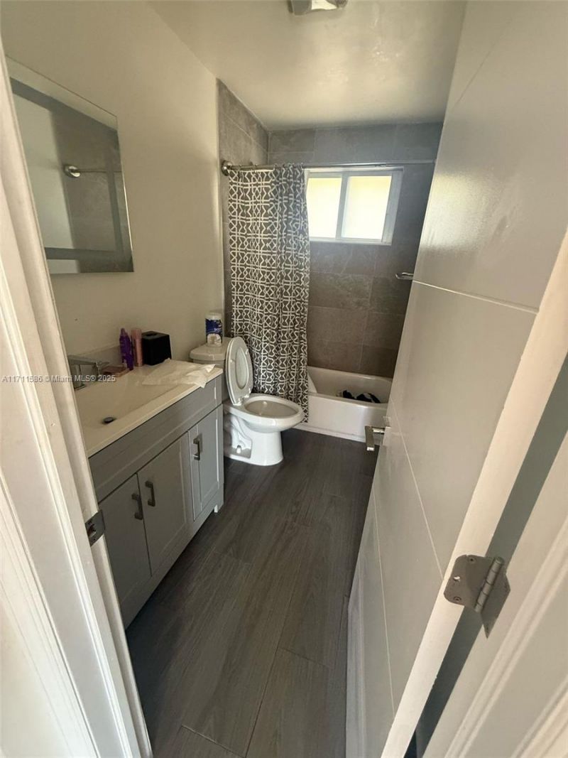 241 NW 34th Ter, Miami, FL 33127 Photo