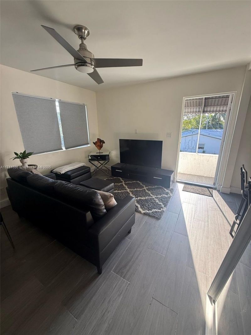 241 NW 34th Ter, Miami, FL 33127 Photo