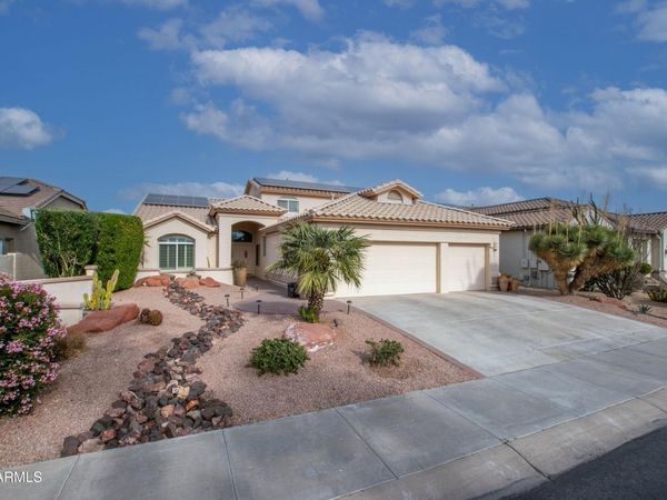 16068 W EDGEMONT Avenue, Goodyear, AZ 85395