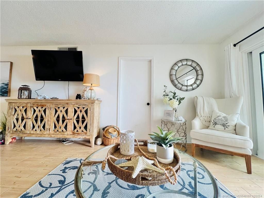 9400 S Ocean Drive, Unit 202, Jensen Beach, FL 34957 Photo