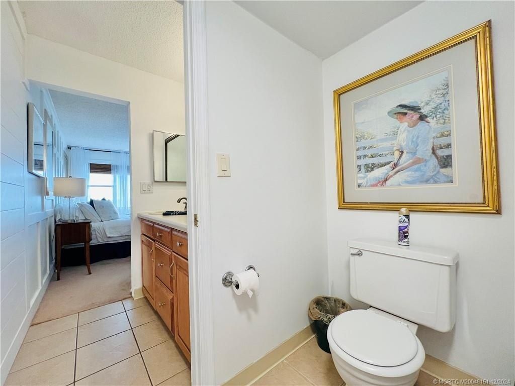9400 S Ocean Drive, Unit 202, Jensen Beach, FL 34957 Photo