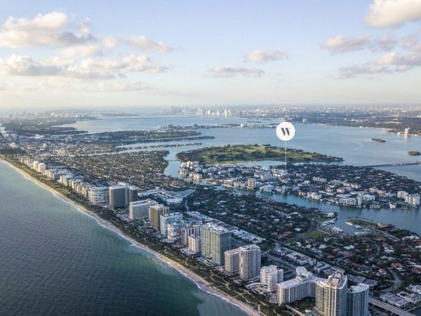 1177 Kane Concourse, Unit 505, Bay Harbor Islands, FL 33154