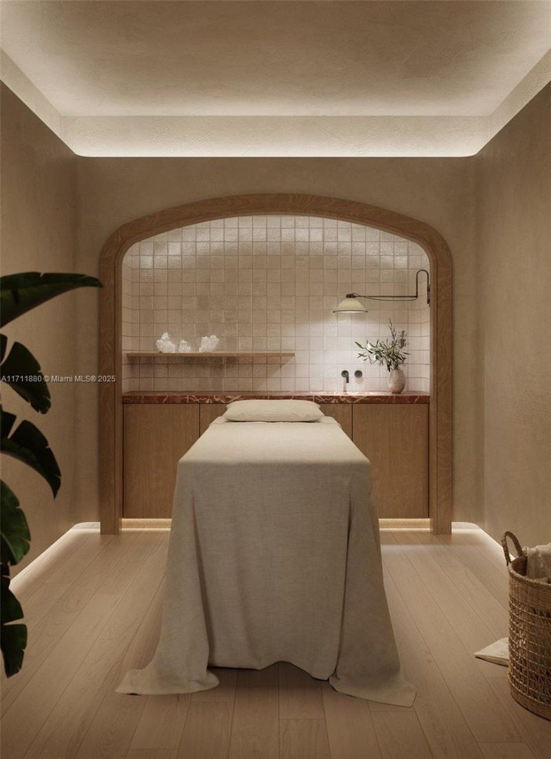 1177 Kane Concourse, Unit 505, Bay Harbor Islands, FL 33154 Photo