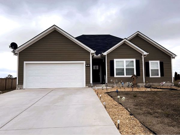 599 Mimosa Dr, Decherd, TN 37324