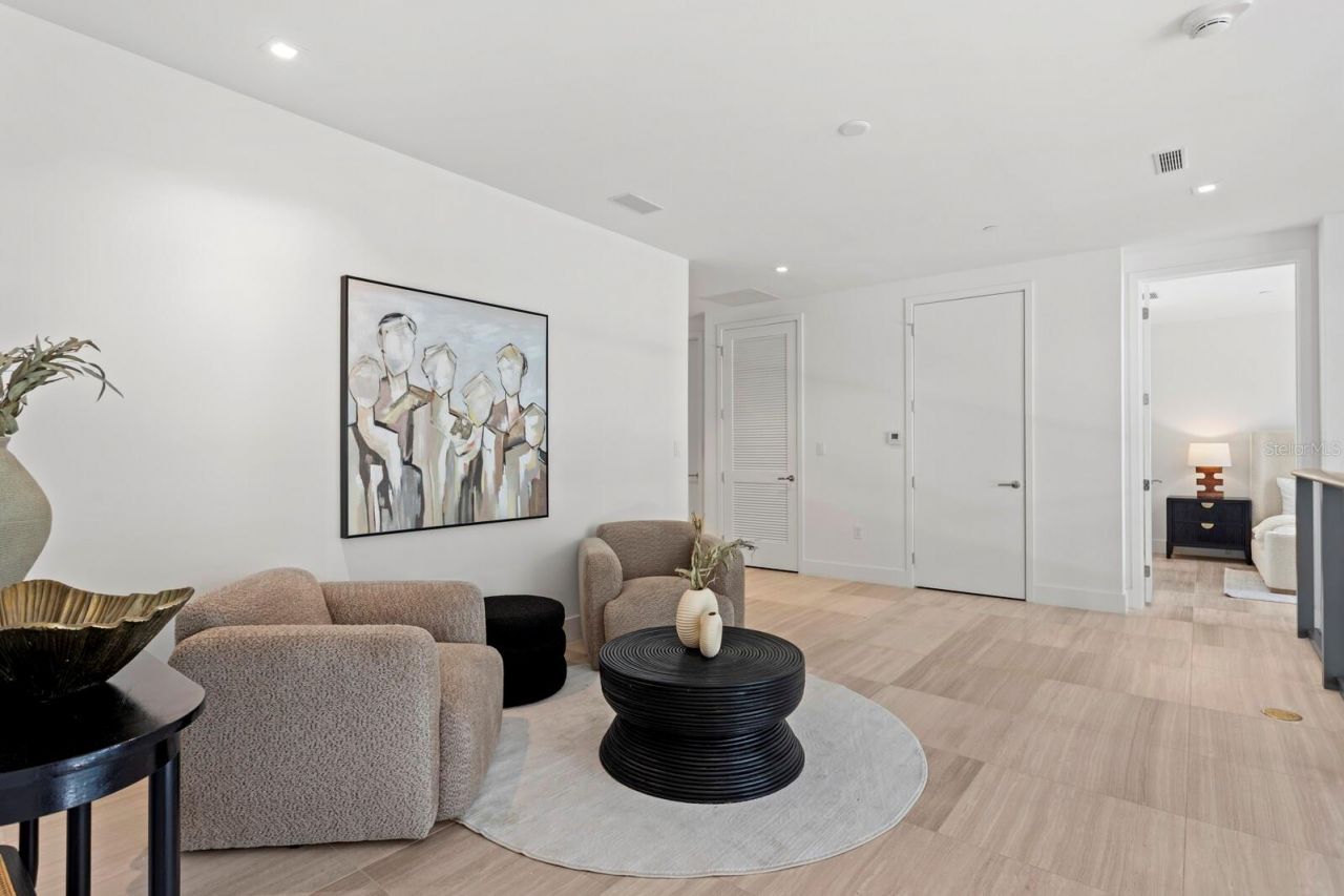 3020 W Santiago Street, Unit 4, Tampa, FL 33629 Photo