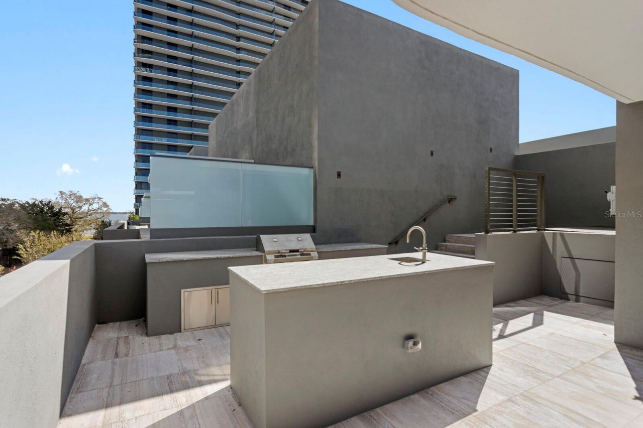3020 W Santiago Street, Unit 4, Tampa, FL 33629 Photo