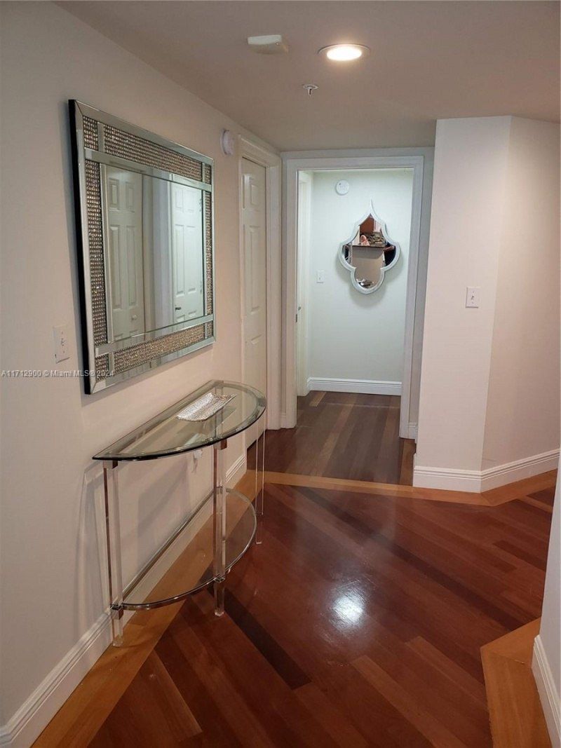 2080 S Ocean Dr, Unit 311, Hallandale Beach, FL 33009 Photo