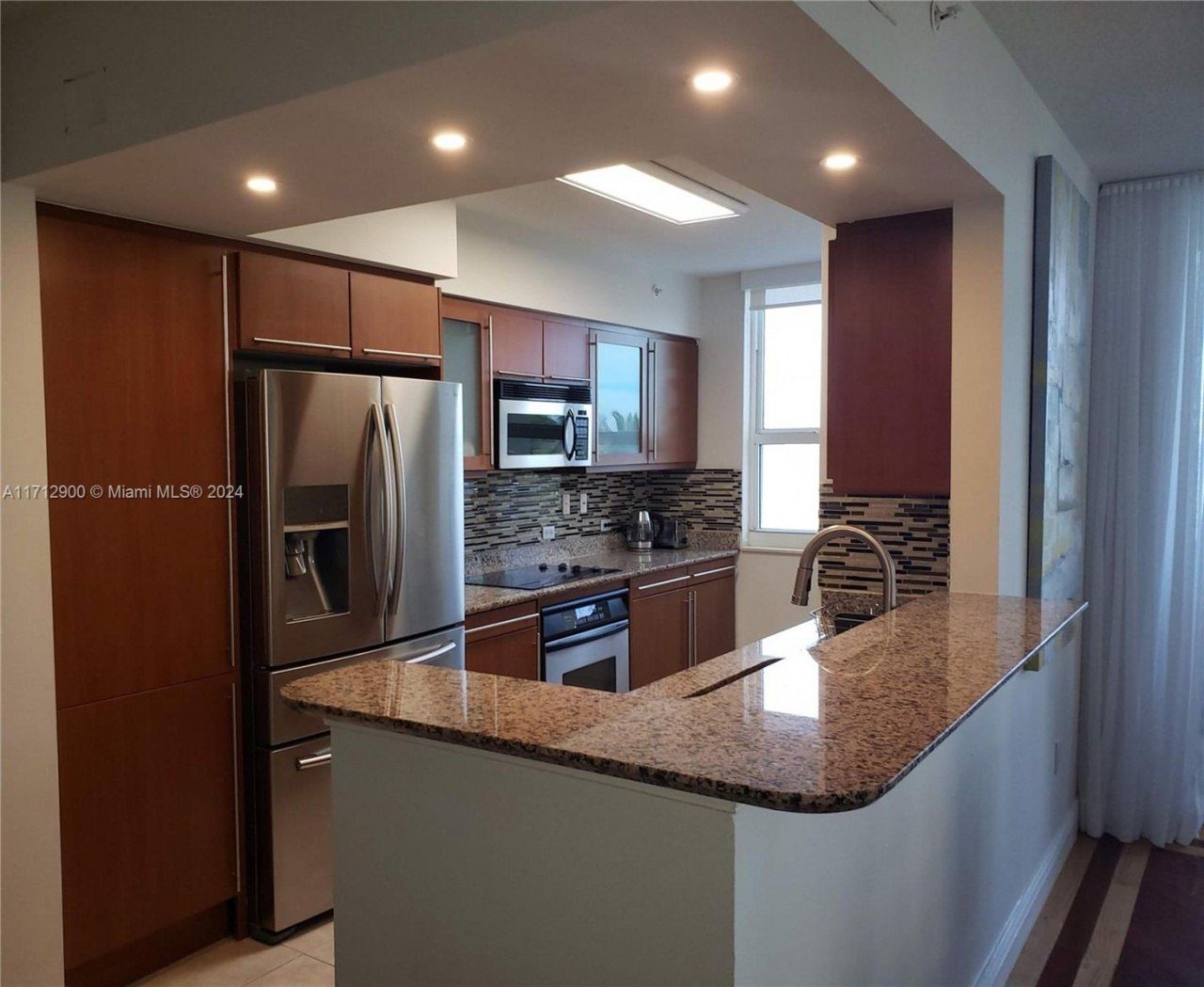 2080 S Ocean Dr, Unit 311, Hallandale Beach, FL 33009 Photo