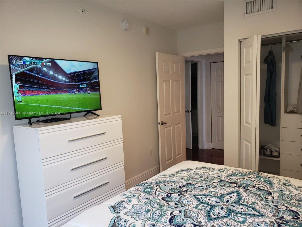 2080 S Ocean Dr, Unit 311, Hallandale Beach, FL 33009 Photo