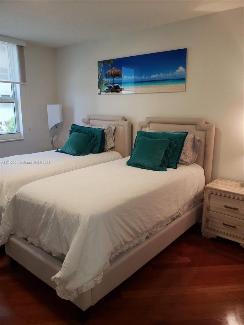 2080 S Ocean Dr, Unit 311, Hallandale Beach, FL 33009 Photo