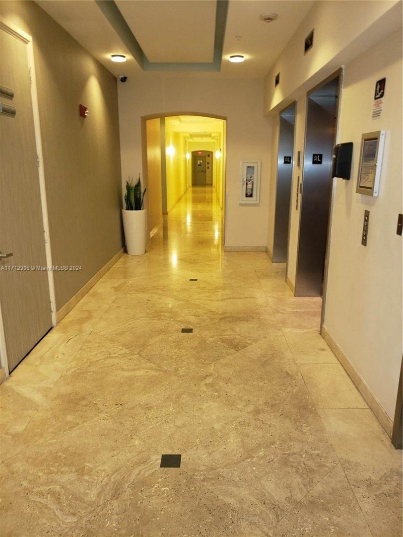 2080 S Ocean Dr, Unit 311, Hallandale Beach, FL 33009 Photo