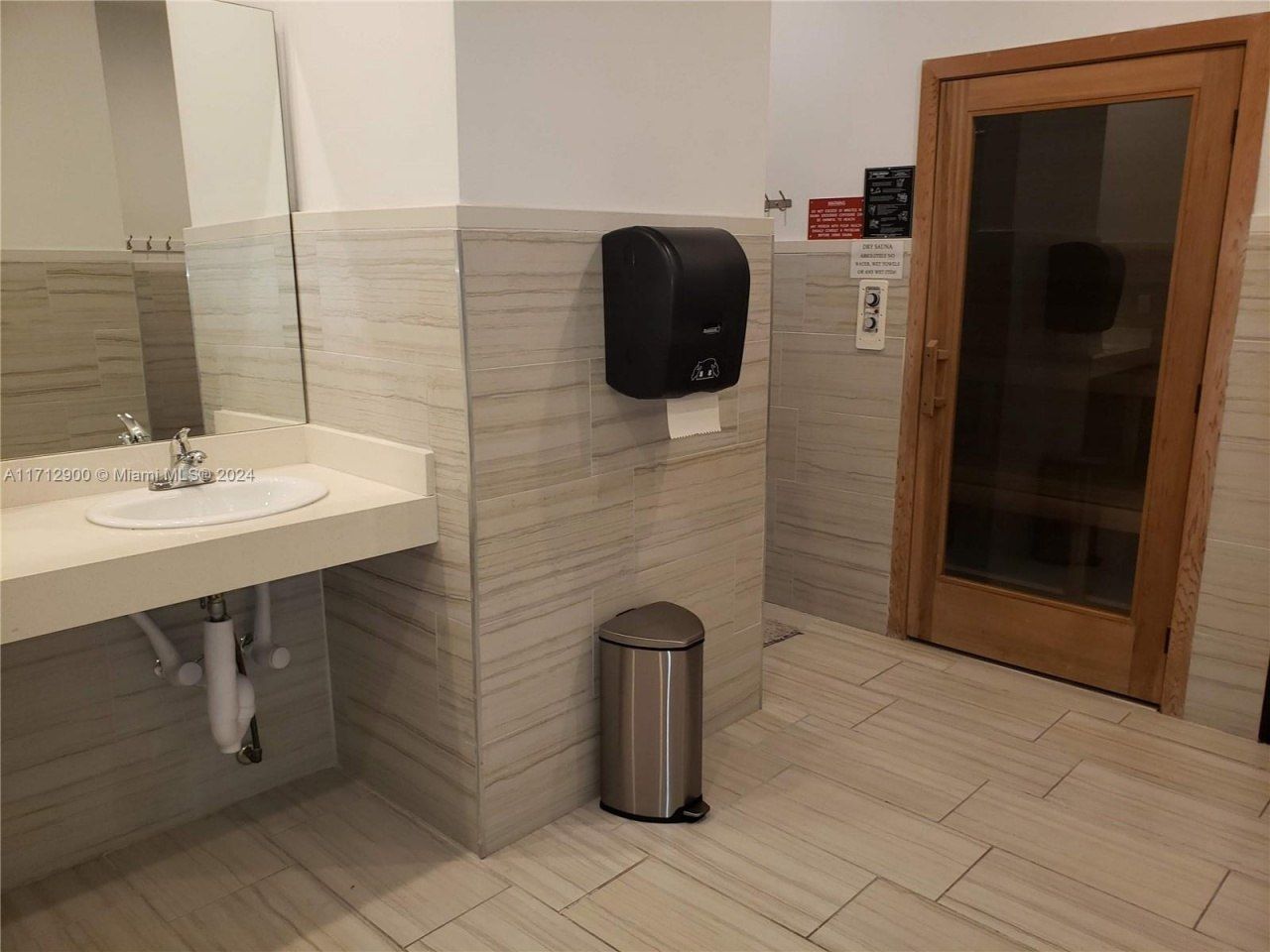 2080 S Ocean Dr, Unit 311, Hallandale Beach, FL 33009 Photo