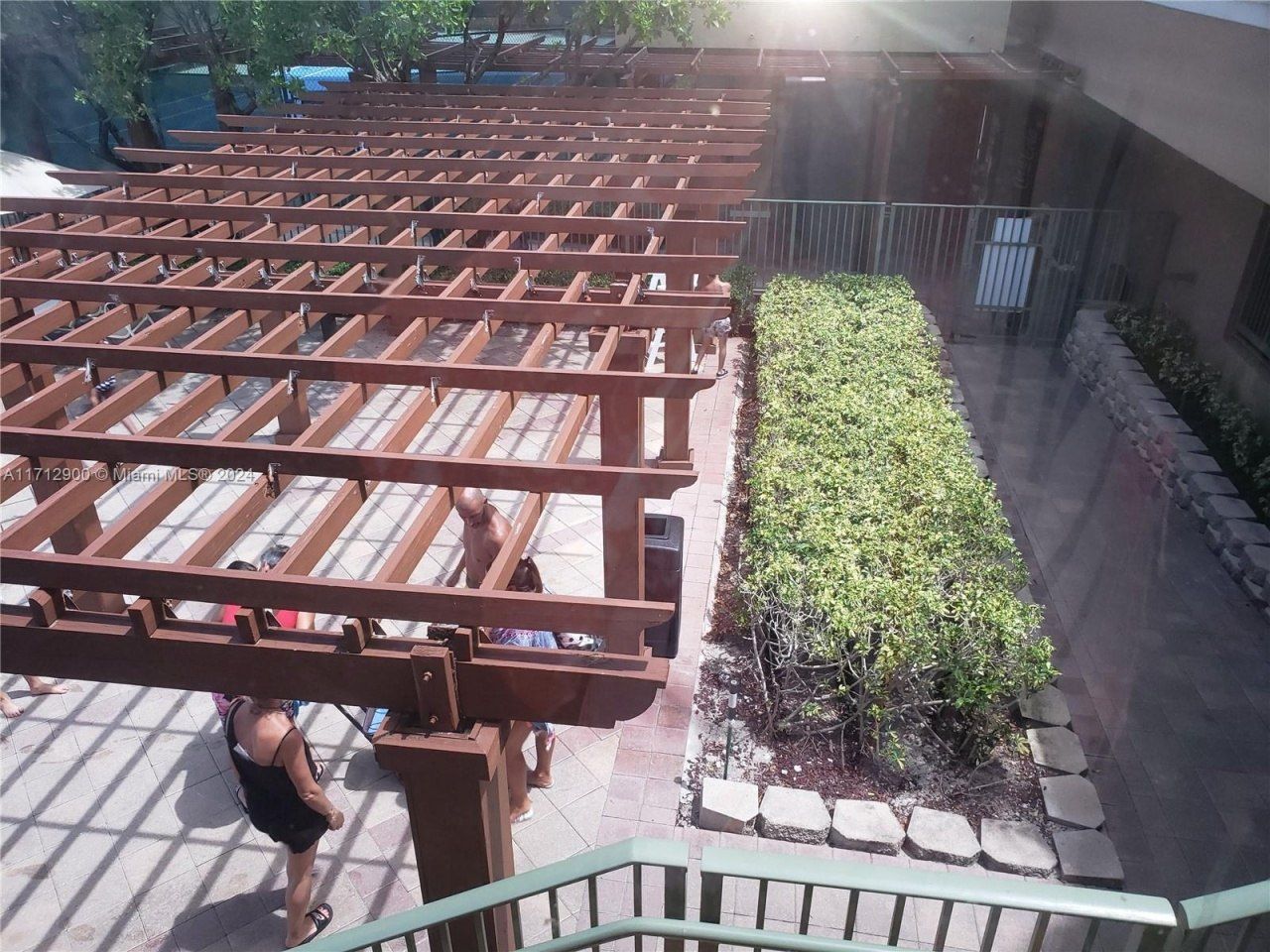 2080 S Ocean Dr, Unit 311, Hallandale Beach, FL 33009 Photo