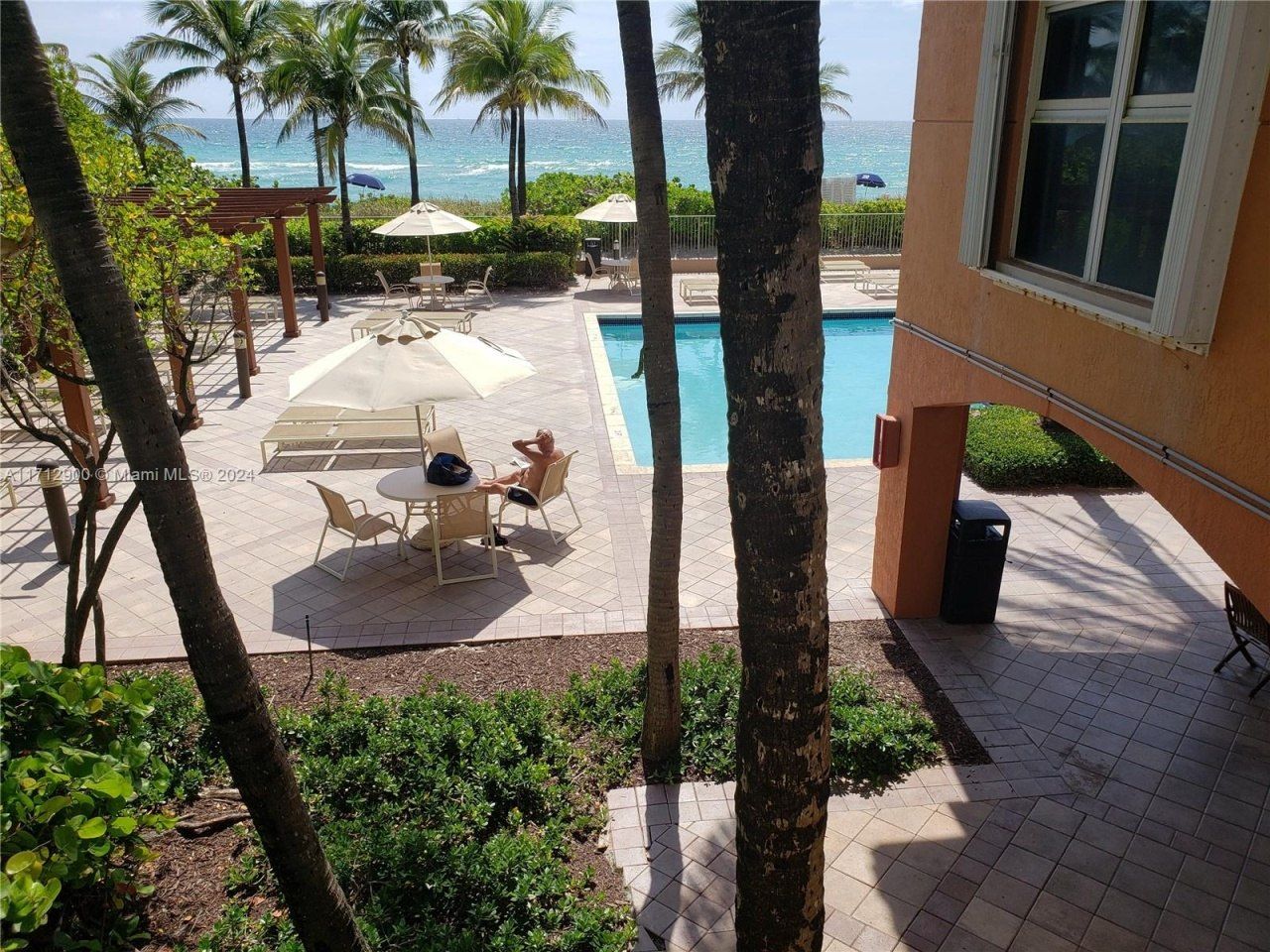 2080 S Ocean Dr, Unit 311, Hallandale Beach, FL 33009 Photo