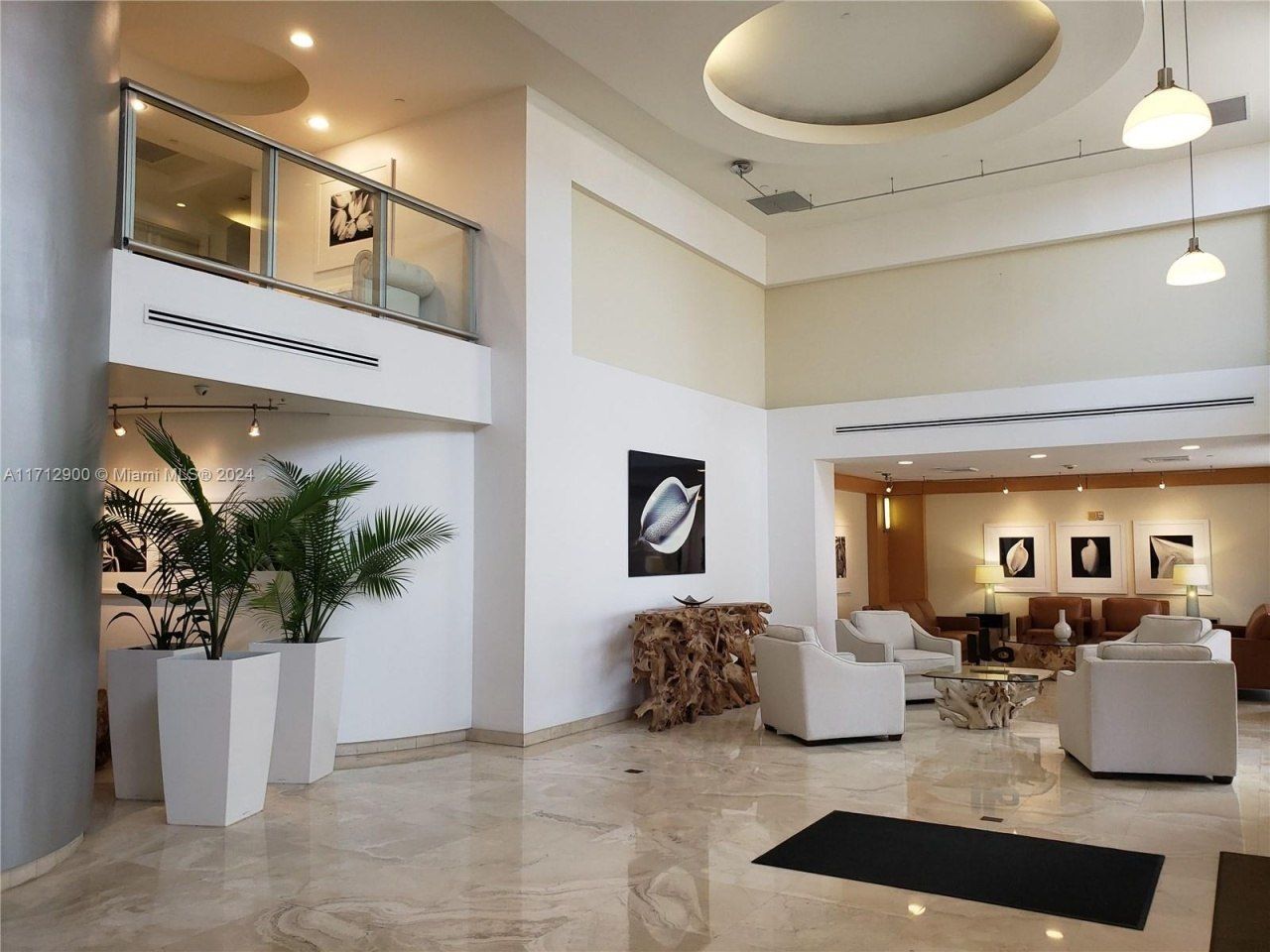 2080 S Ocean Dr, Unit 311, Hallandale Beach, FL 33009 Photo