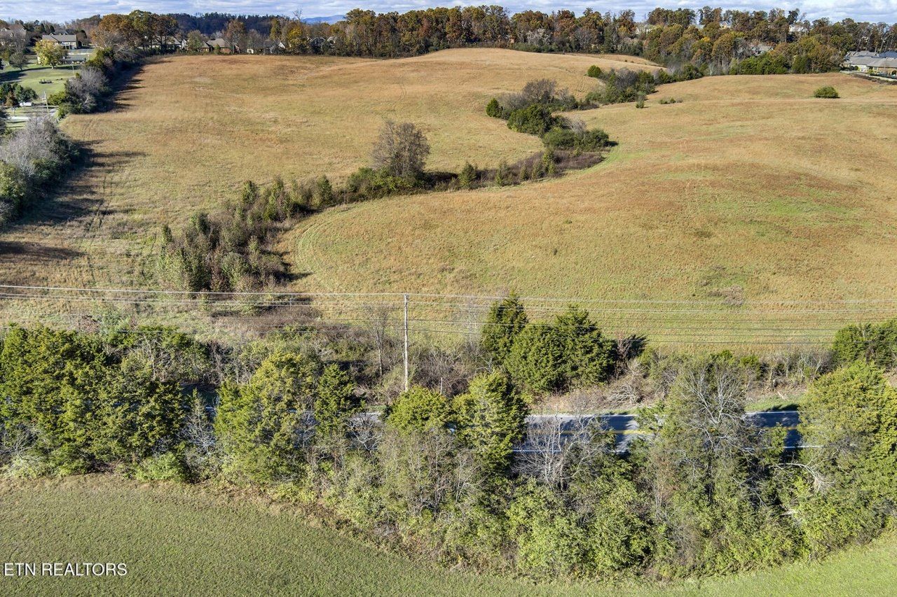 E Highway 70, Lenoir City, TN 37772 Main Photo