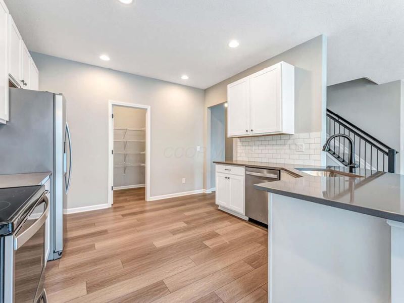 1689 Bookfield Lane, Grove City, OH 43123 Photo 11