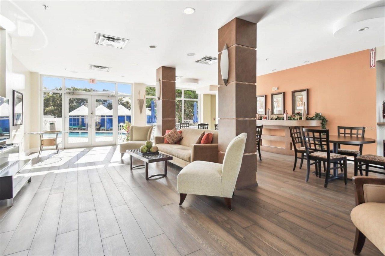 470 3rd Street S, Unit 405, Saint Petersburg, FL 33701 Photo