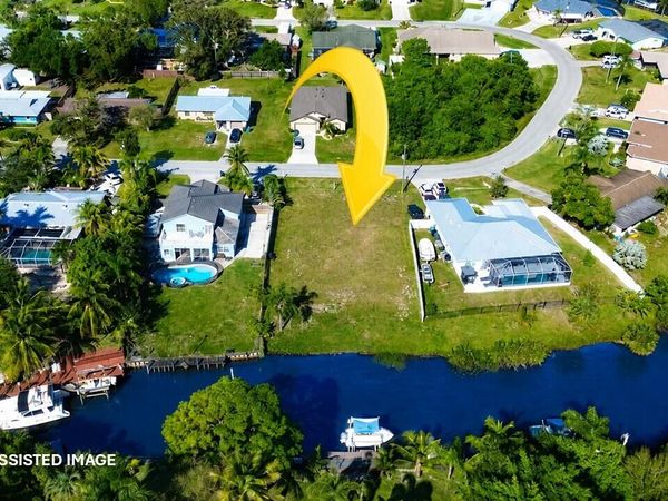 178 NE Dominican Terrace, Port St. Lucie, FL 34983