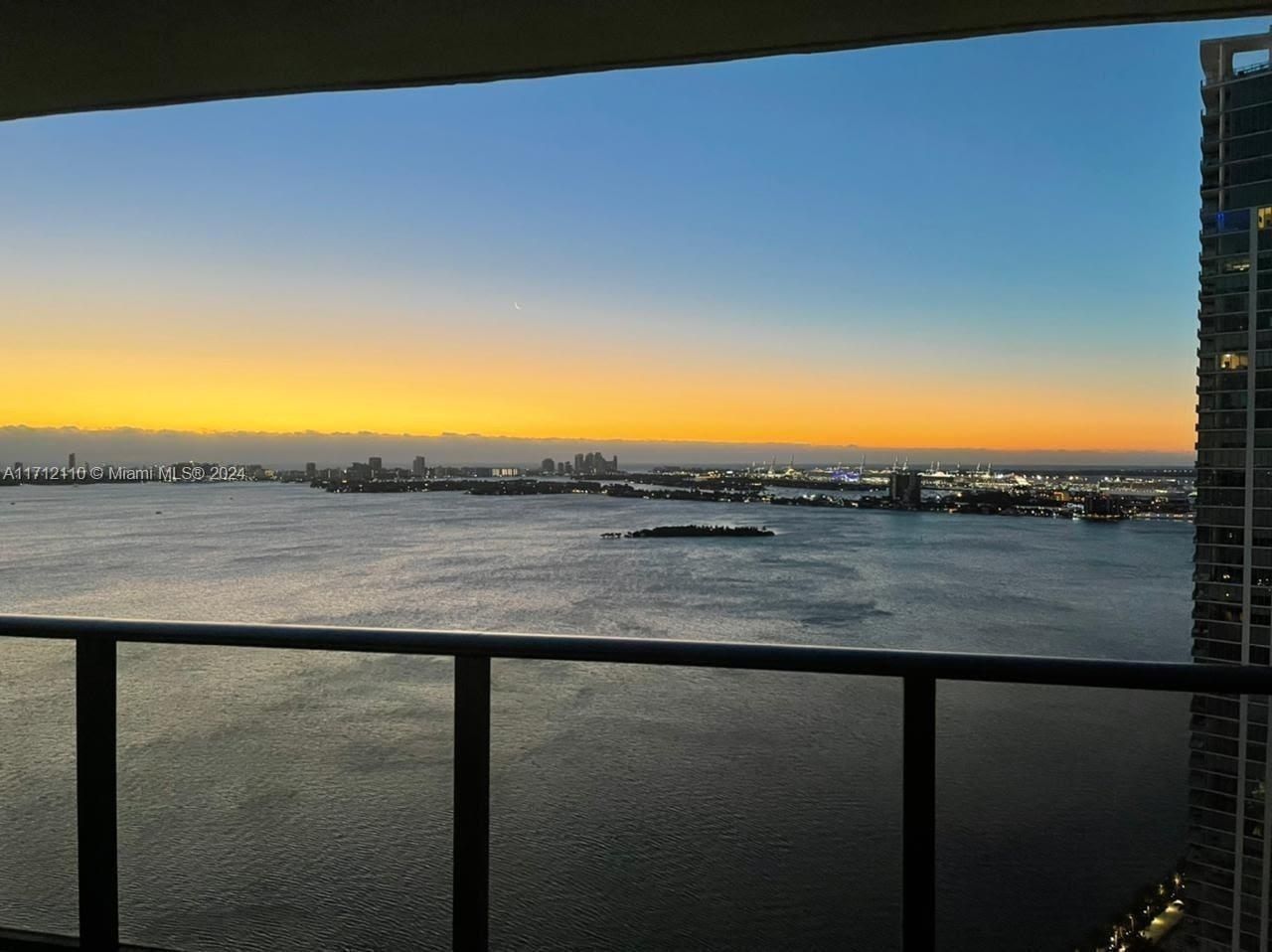 650 NE 32nd St, Unit 3606, Miami, FL 33137 Photo