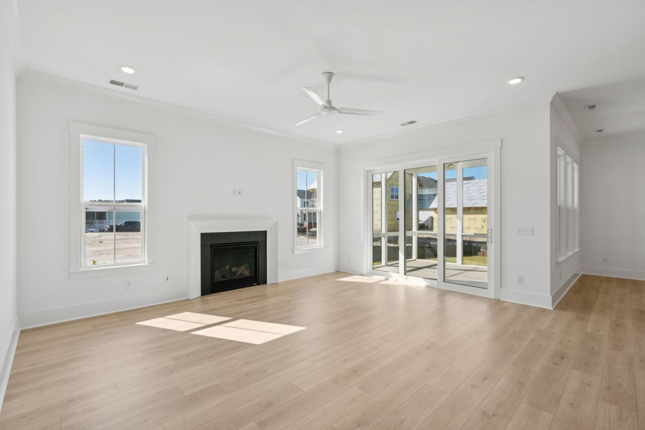 347 Trailmore Lane Photo 8