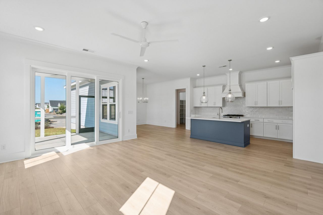 347 Trailmore Lane Photo 9