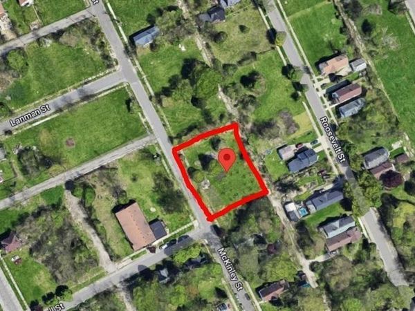 4208 Mckinley Street, Detroit, MI 48208