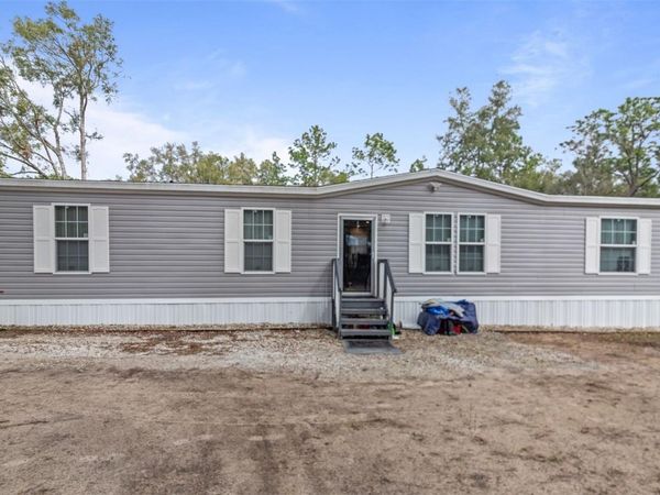 651 NE STATE ROAD 121, WILLISTON, FL 32696