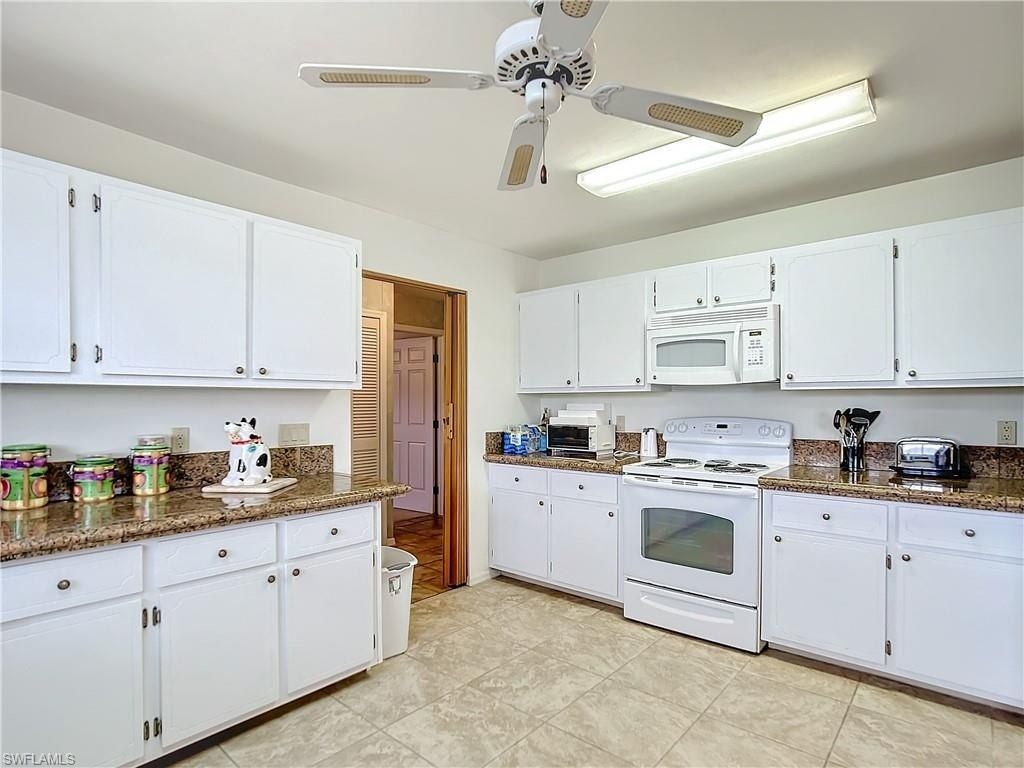 7397 Grande Pine Rd, Bokeelia, FL 33922 Photo