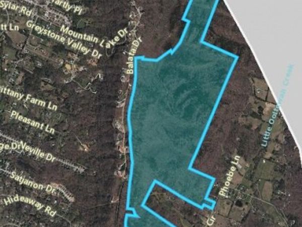 6707 White Oak Valley Cir. Circle, McDonald, TN 37353